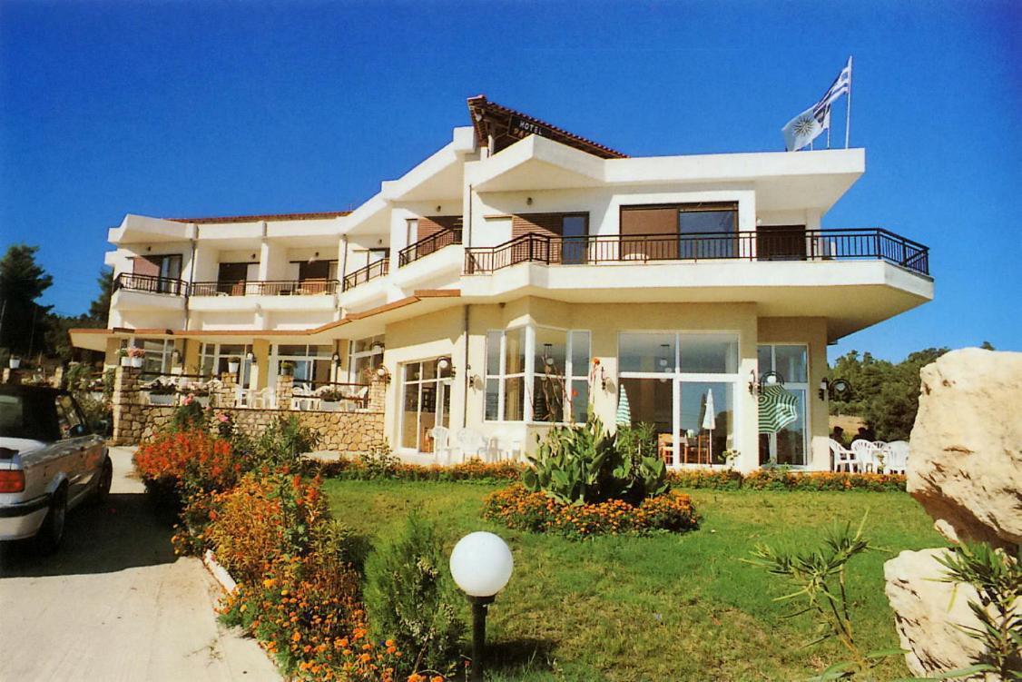 Hotel Pashos Kriopigi Exterior photo